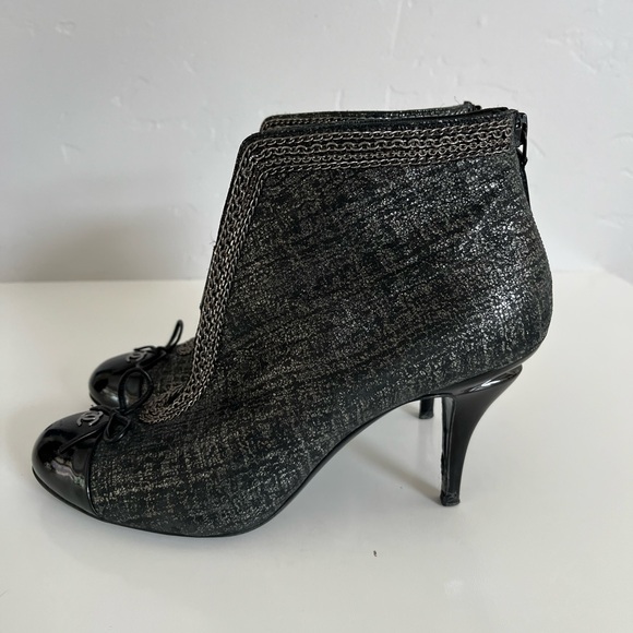 Auth CHANEL Booties - Picture 3 of 12
